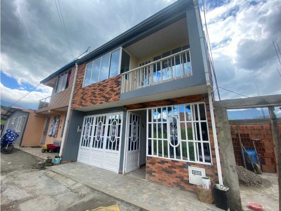 Se Vende Hermosa casa en Pacho " Villa María " - 2