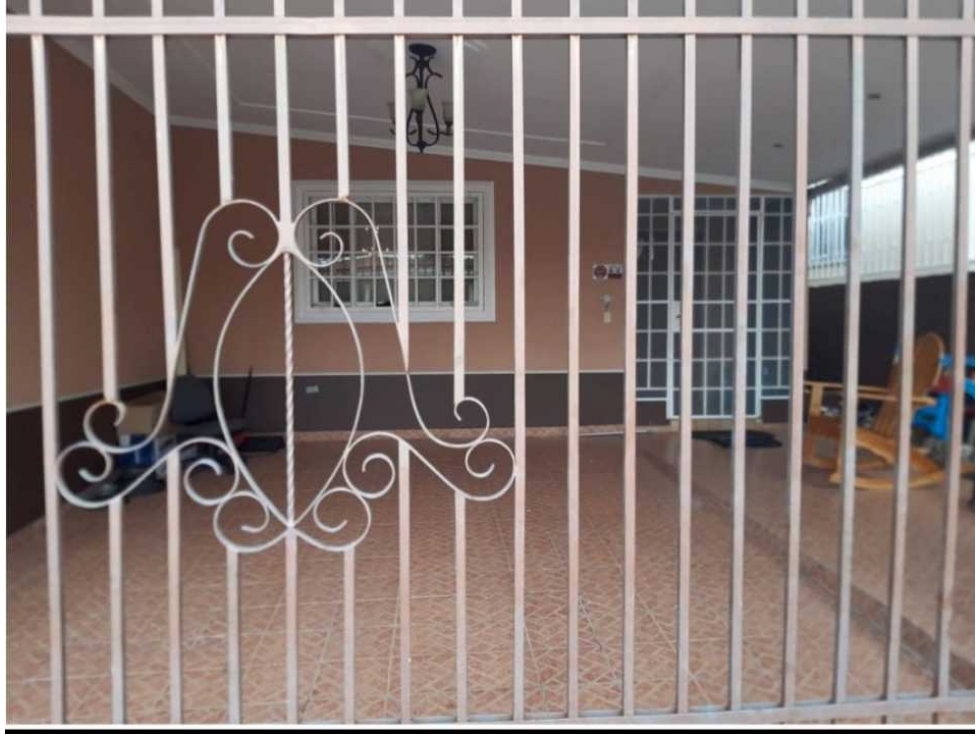 Se Vende Hermosa Casa en Villas de Villa Lucre — foto 4