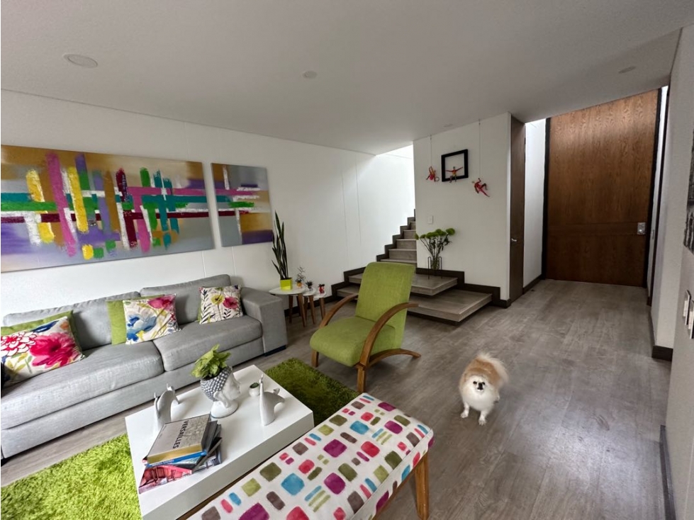 SE VENDE HERMOSA CASA ESQUINERA — foto 2