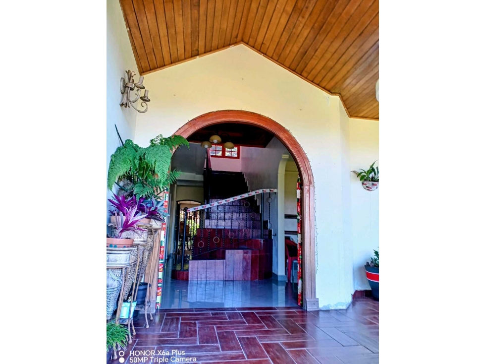Se vende hermosa casa estilo vintage en Volcancito, Boquete — foto 3