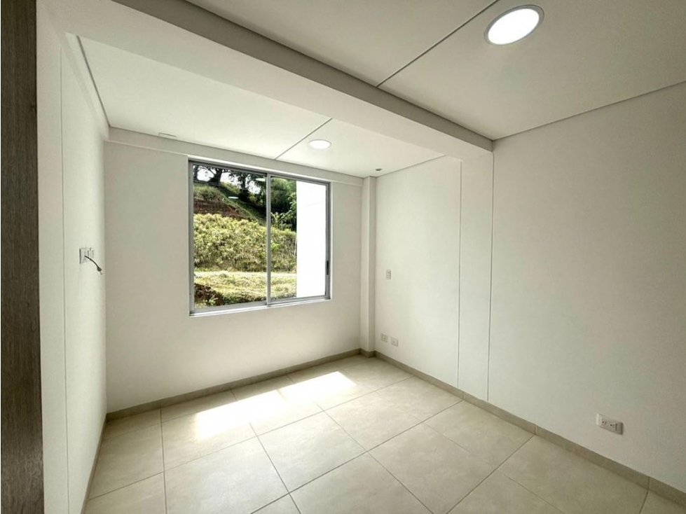 Se vende hermosa casa en la cielito es hermosa amplia y muy moderna — foto 6