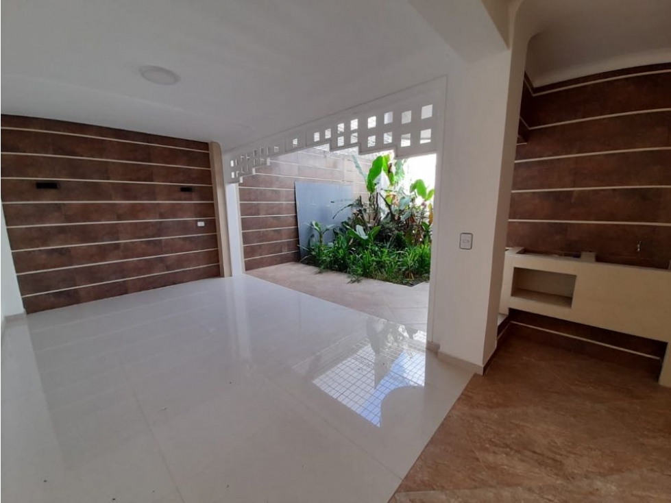 Se vende hermosa casa remodelada Barrio Las Mercedes Palmira Valle — foto 3