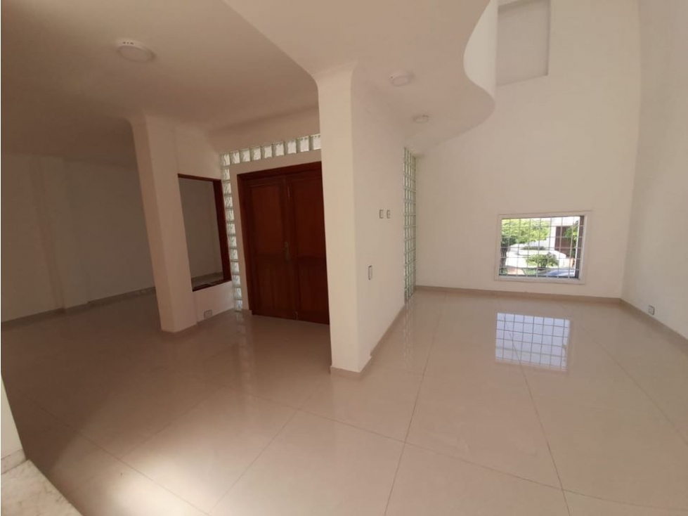 Se vende hermosa casa remodelada Barrio Las Mercedes Palmira Valle — foto 6