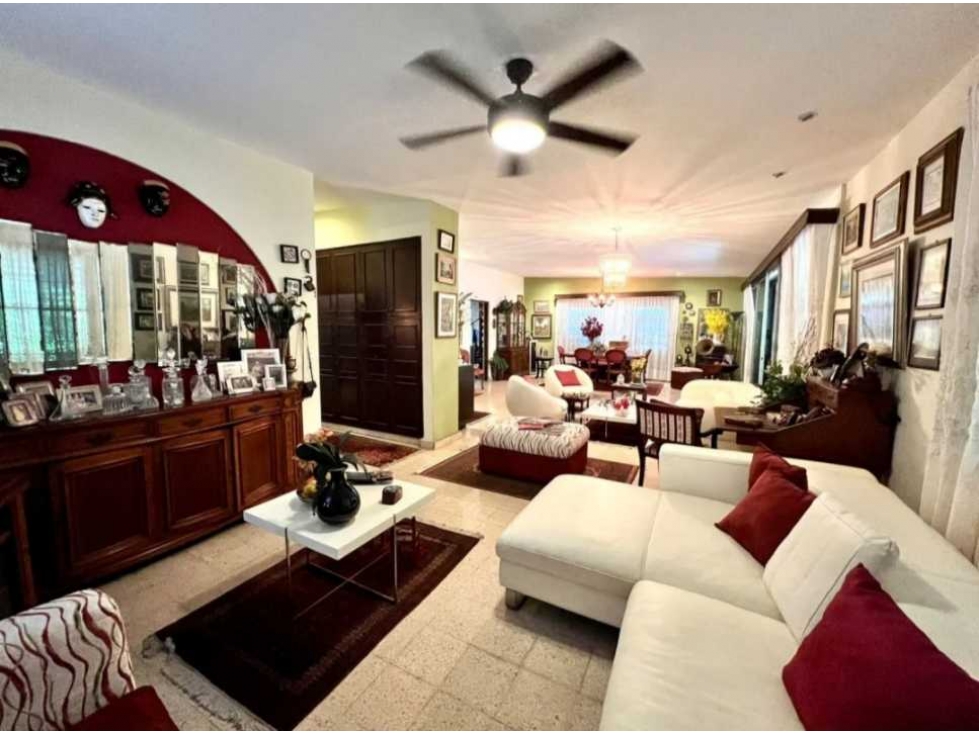 Se Vende Hermosa casa con amplio terreno en Hato Pintado la Loma — foto 3