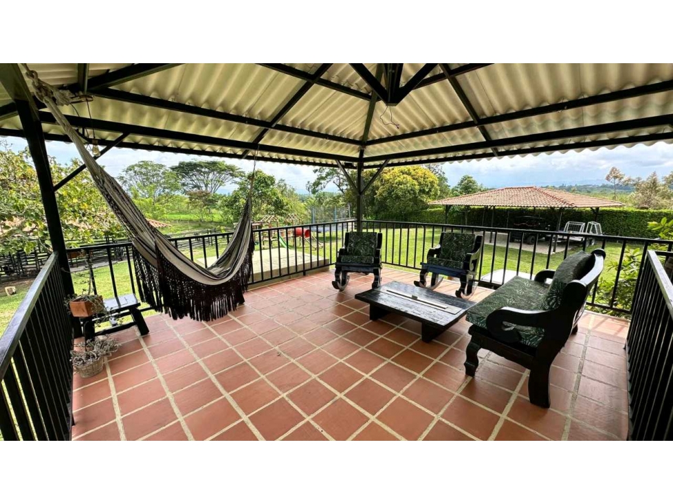 SE VENDE HERMOSA FINCA EN ALCALÁ CERCA A QUIMBAYA - 4