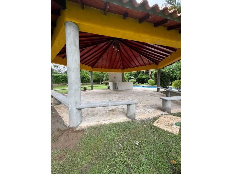 SE VENDE HERMOSA FINCA COLONIAL EN SANTA FE DE ANTIOQUIA — foto 2