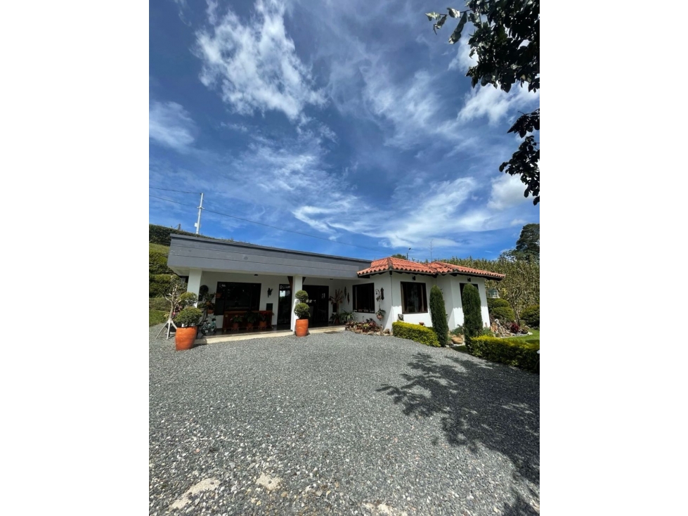Se vende hermosa finca en El Carmen de Viboral — foto 2