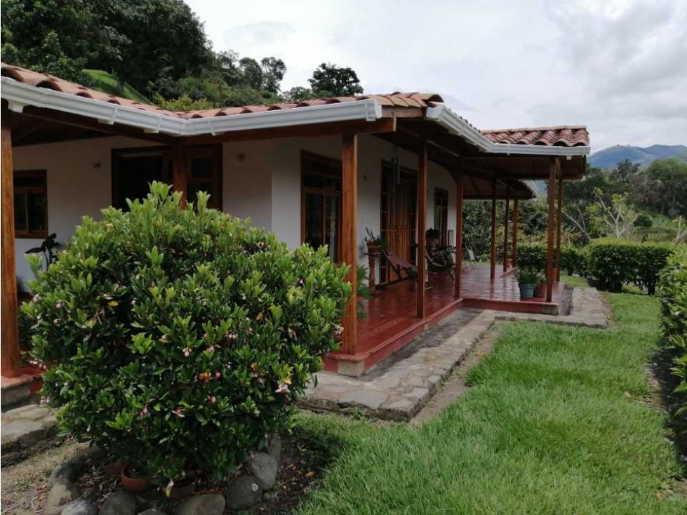 Se vende hermosa finca en Pacho C/marca muy cerca a la vía principal - 2