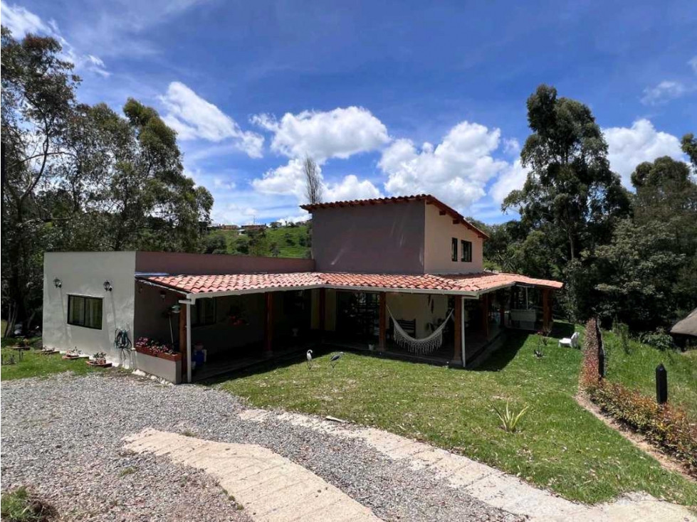 SE VENDE HERMOSA FINCA EN SAN FÉLIX, EXCELENTE SECTOR CAMPESTRE