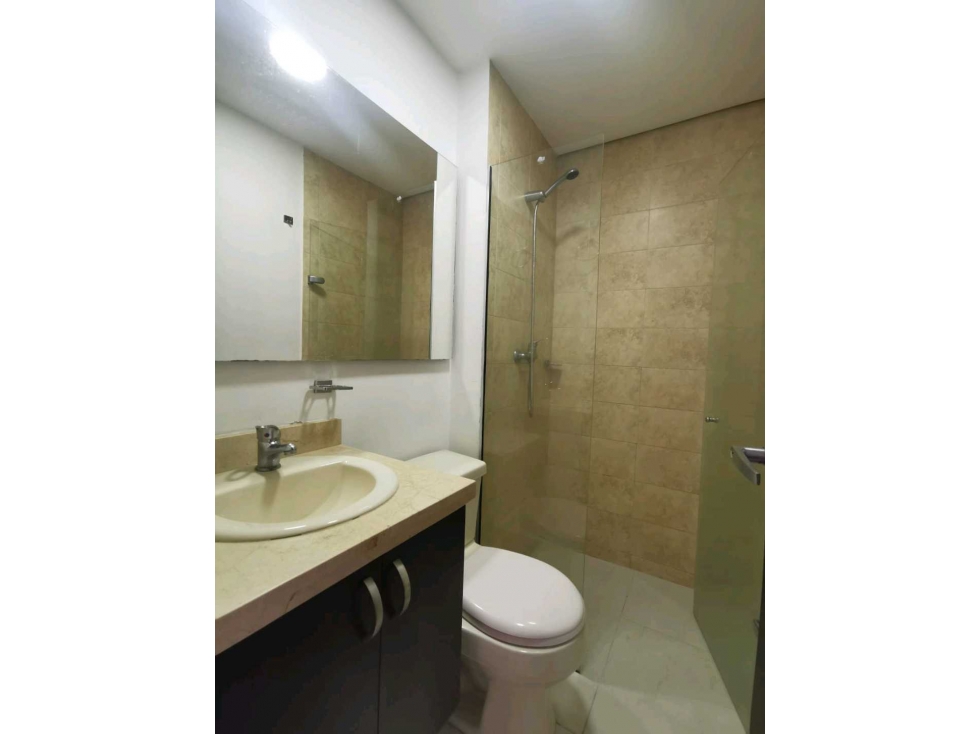 SE VENDE HERMOSO APARTAMENTO CERCA AL PARQUE DE BELLO — foto 4