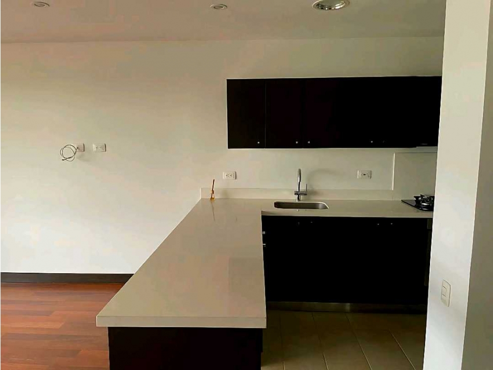Se Vende Hermoso Apartamento con Espectacular Vista Panoramica — foto 2
