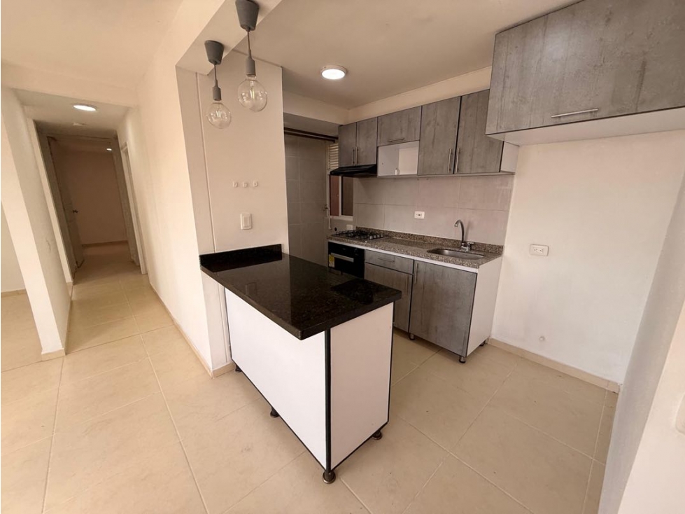 ARRIENDA HERMOSO APARTAMENTO CON PARQUEADERO PROPIO VALLE DEL LIL — foto 3