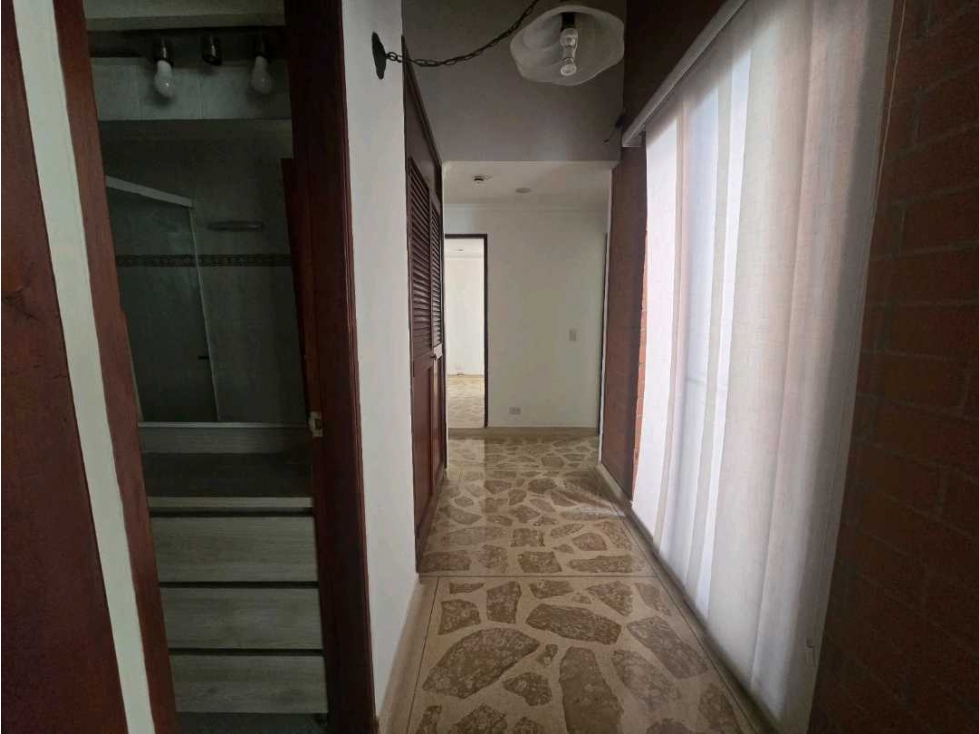 Se Vende Apartamento De 130 Mts² En Excelente Ubicación de Laureles — foto 5