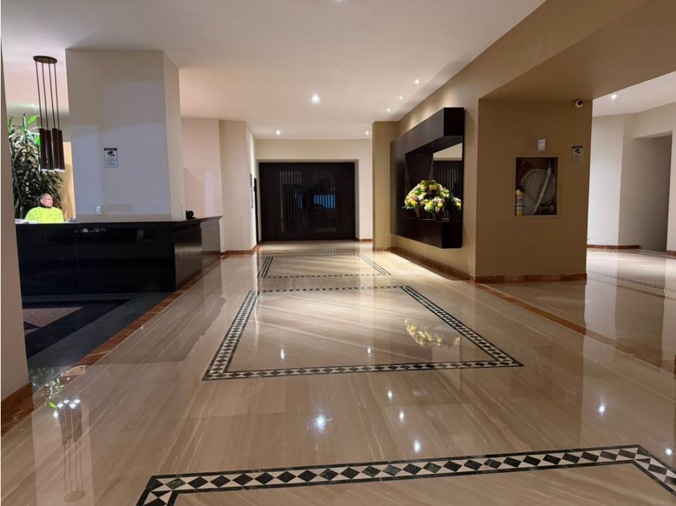 SE VENDE HERMOSO APARTAMENTO DÚPLEX EN LA CAROLINA.T/A — foto 4