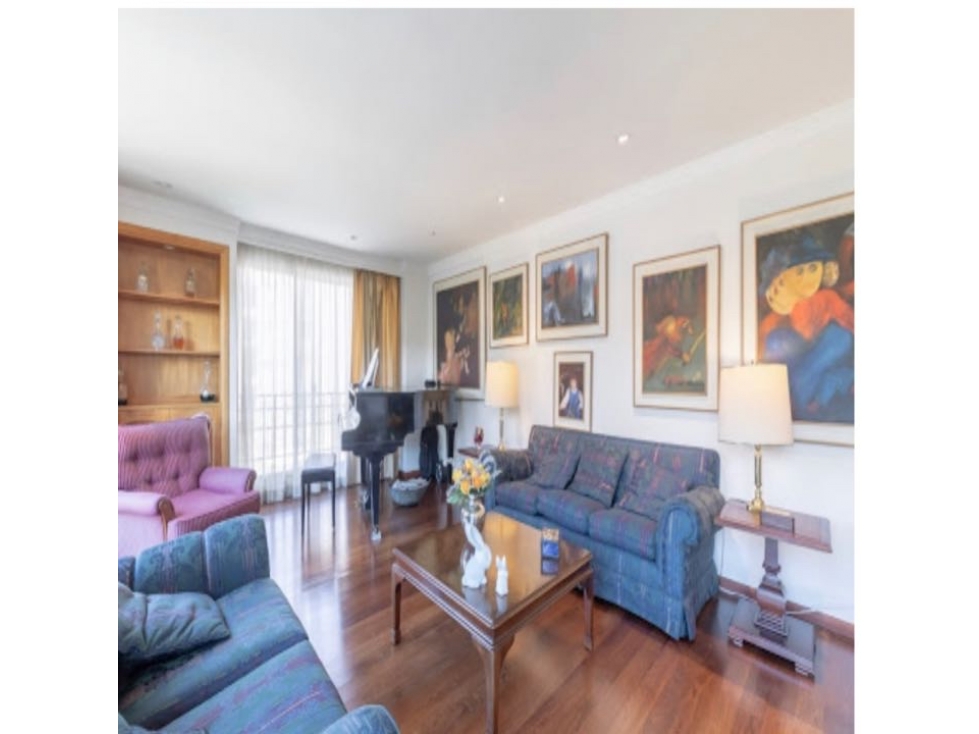 SE VENDE HERMOSO APARTAMENTO DUPLEX CON TERRAZA EN SAN PATRICIO.A