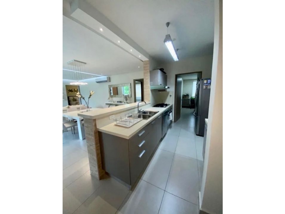 SE VENDE HERMOSO APARTAMENTO EN BIJAO — foto 5