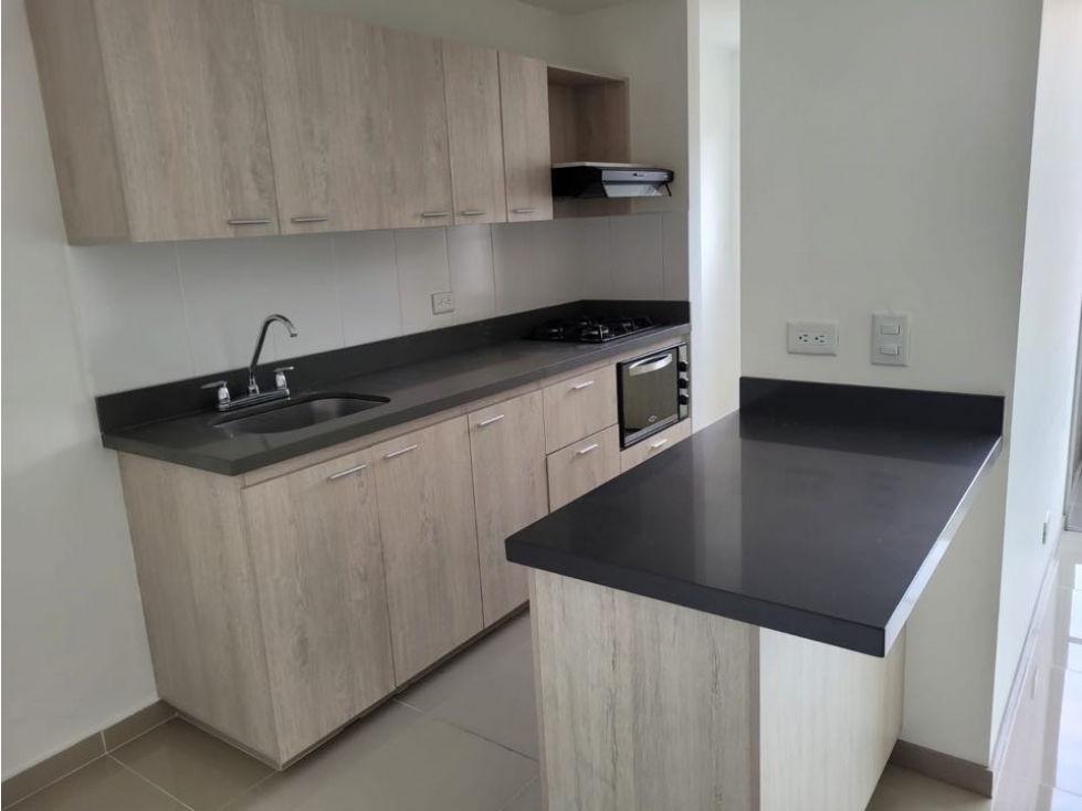 SE VENDE HERMOSO APARTAMENTO EN ENVIGADO, BARRIO LA PAZ PARTE PLANA