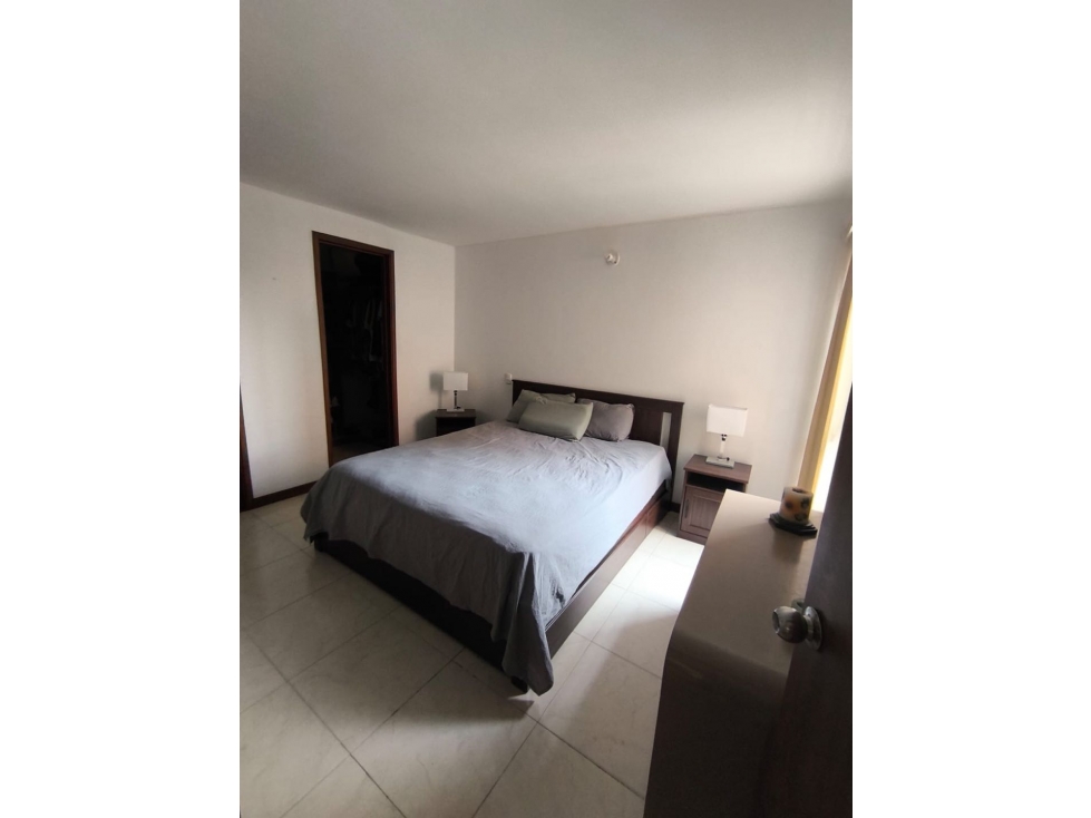 SE VENDE HERMOSO APARTAMENTO EN LA HACIENDA PISO DOS — foto 4