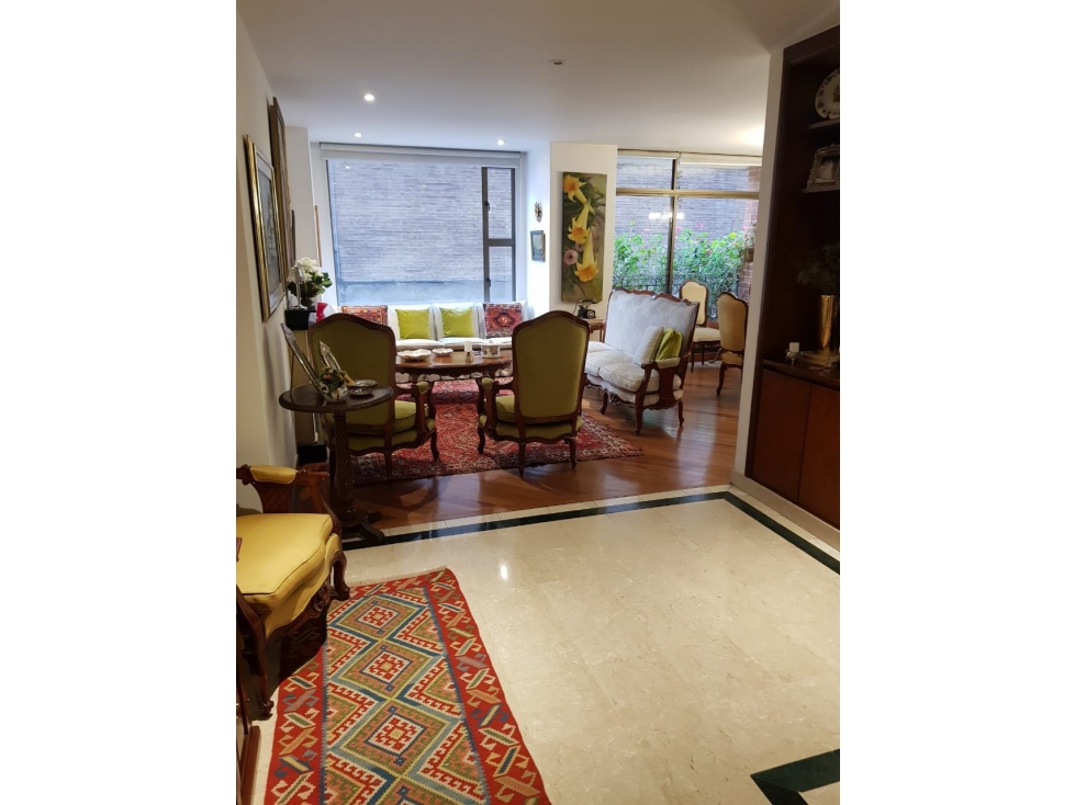 SE VENDE HERMOSO APARTAMENTO EN CHICO DUPLEX.A