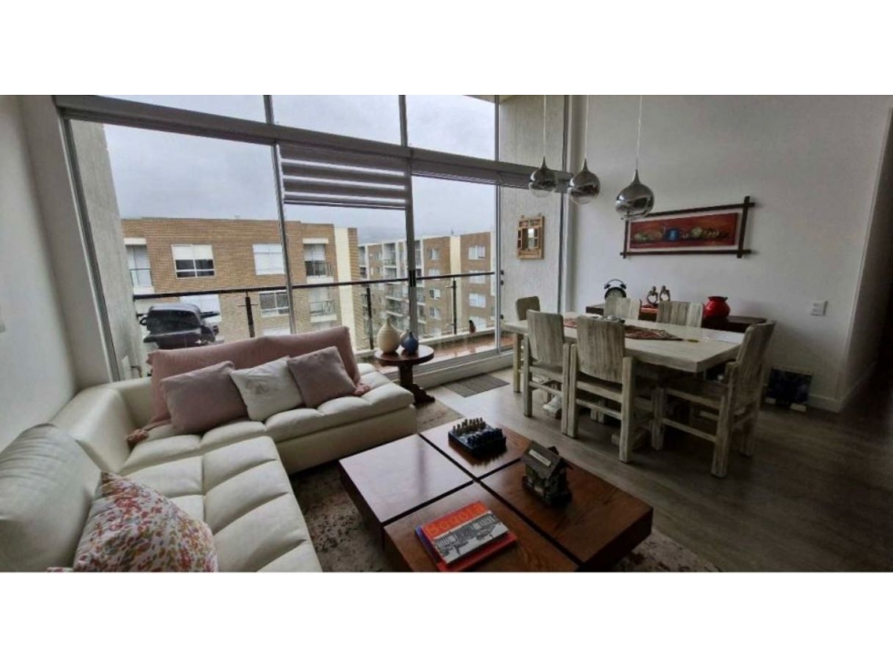 SE VENDE HERMOSO APARTAMENTO EN LA MILLA DE ORO — foto 3
