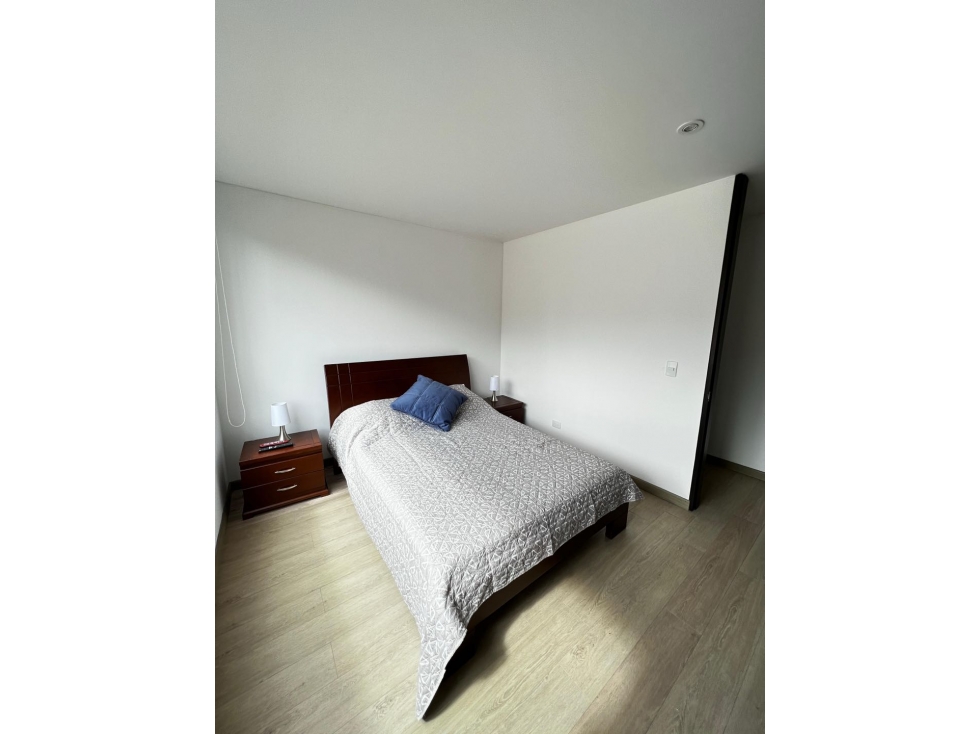 SE VENDE HERMOSO APARTAMENTO EN SANTA BARBARA.P — foto 4