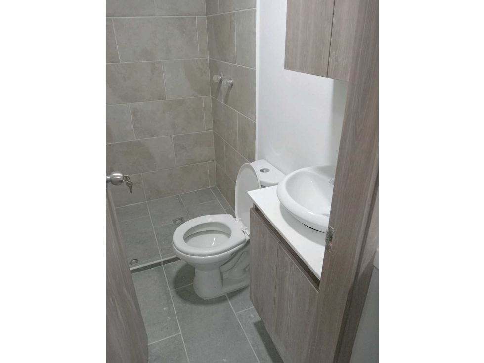 Se vende hermoso apartamento en niquia para estrenar ganga..220.millon — foto 3