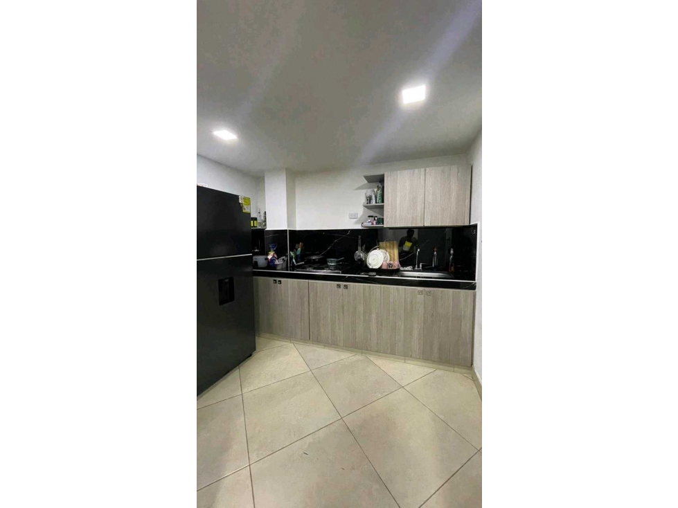 SE VENDE HERMOSO APARTAMENTO EXCELENTE UBICACIÓN Y ACABADOS MODERNOS