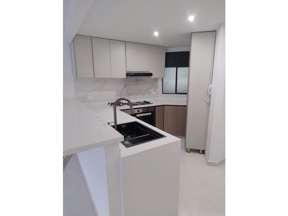 SE VENDE HERMOSO apartamento en parque natura