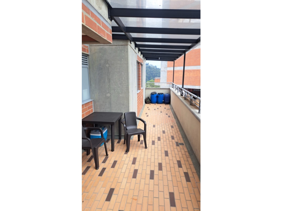SE VENDE HERMOSO APARTAMENTO EN ITAGUI SECTOR DITAIRES — foto 2