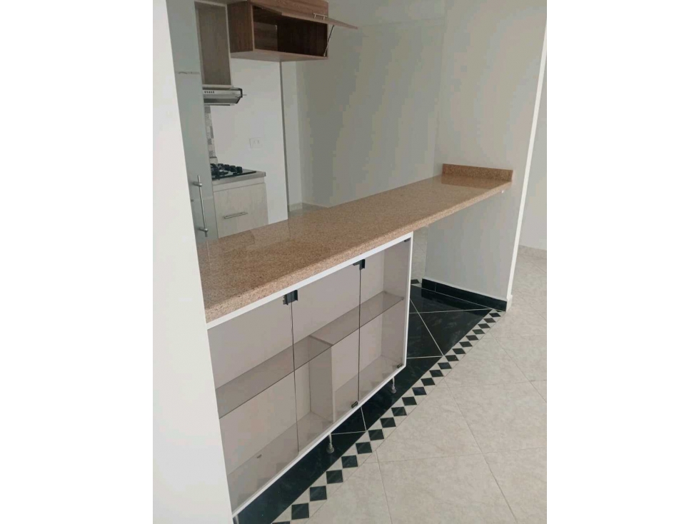 SE VENDE HERMOSO APARTAMENTO EN URBANIZACIÓN EN EL TRAPICHE — foto 6