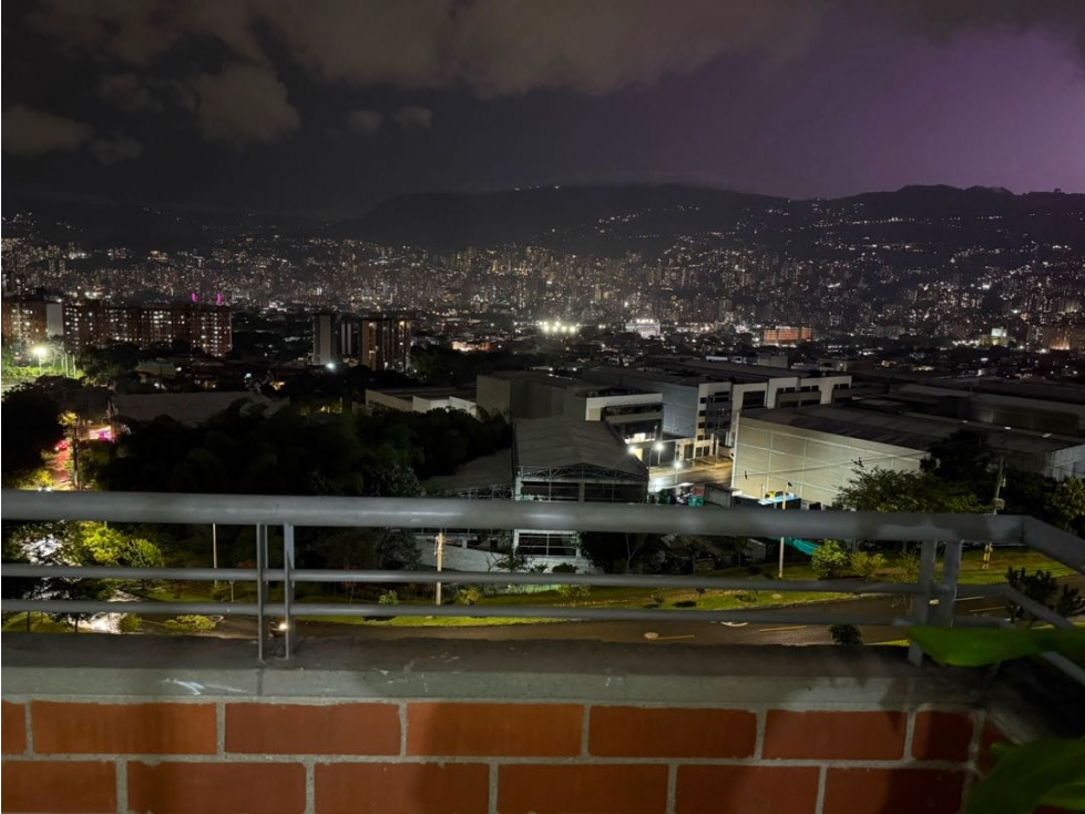 SE VENDE HERMOSO APARTAMENTO EN ITAGUI VIVIENDAS DEL SUR HERMOSA VISTA — foto 2