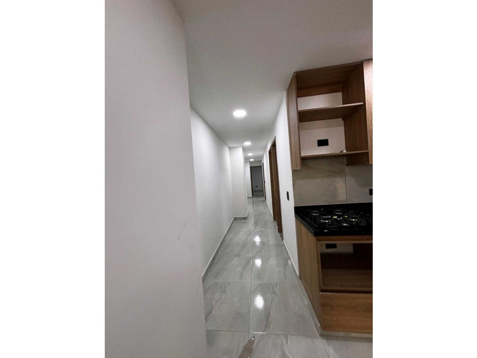 SE VENDE HERMOSO APARTAMENTO EN VENTA EN BAJOS DE NIQUIA — foto 2