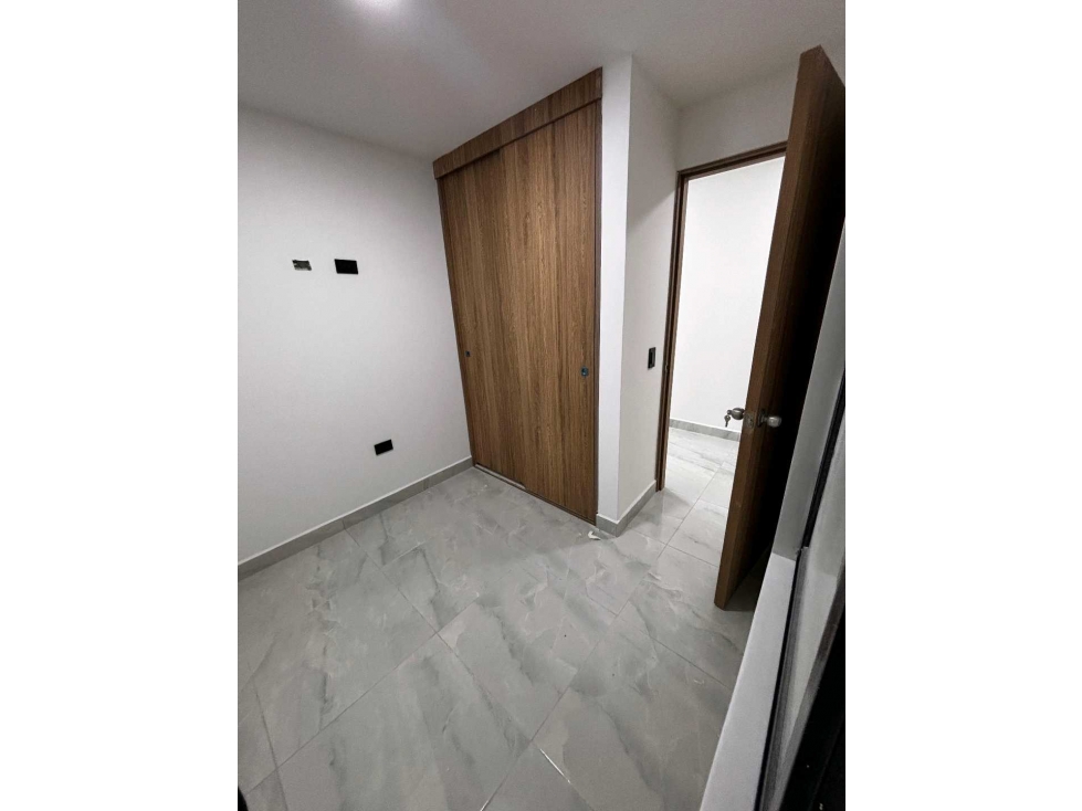 SE VENDE HERMOSO APARTAMENTO EN VENTA EN BAJOS DE NIQUIA — foto 6