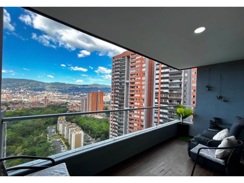 SE VENDE HERMOSO APARTAMENTO EN ITAGUI SURAMERICA VISTA A LA CIUDAD — foto 3
