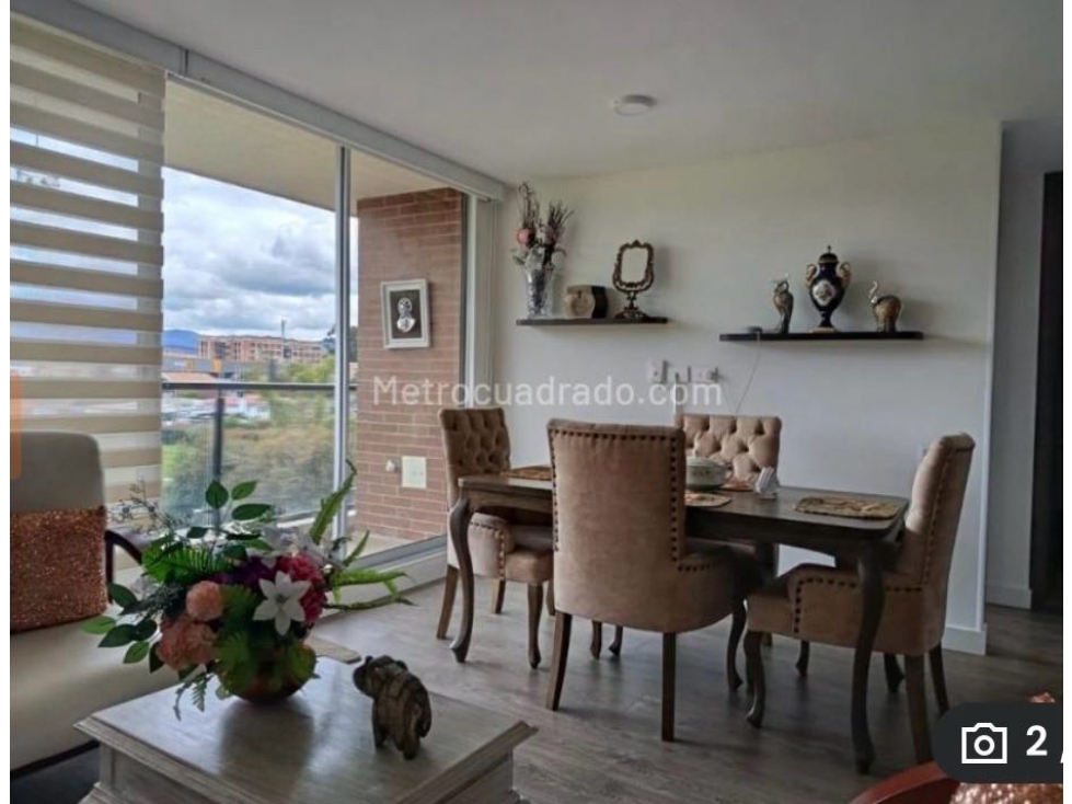 Se vende hermoso apartamento en la milla de oro
