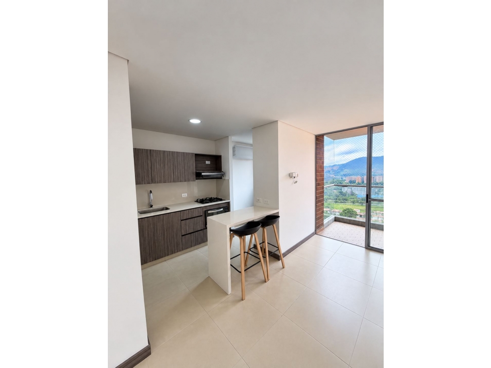 SE VENDE HERMOSO APARTAMENTO EN LA ESTRELLA SECTOR SURAMERICA — foto 3