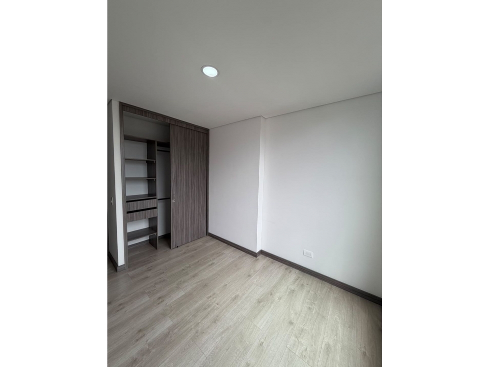 SE VENDE HERMOSO APARTAMENTO EN LA ESTRELLA SECTOR SURAMERICA — foto 6