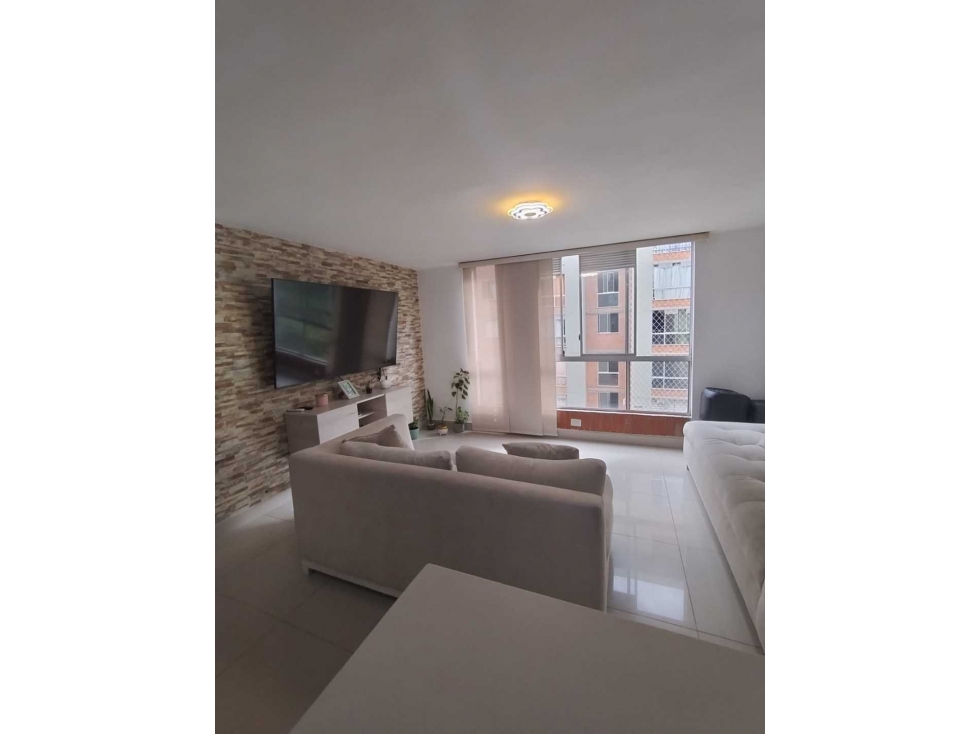 SE VENDE HERMOSO APARTAMENTO EN EL TRAPICHE BELLO CON TODOS LOS ACABAD — foto 2