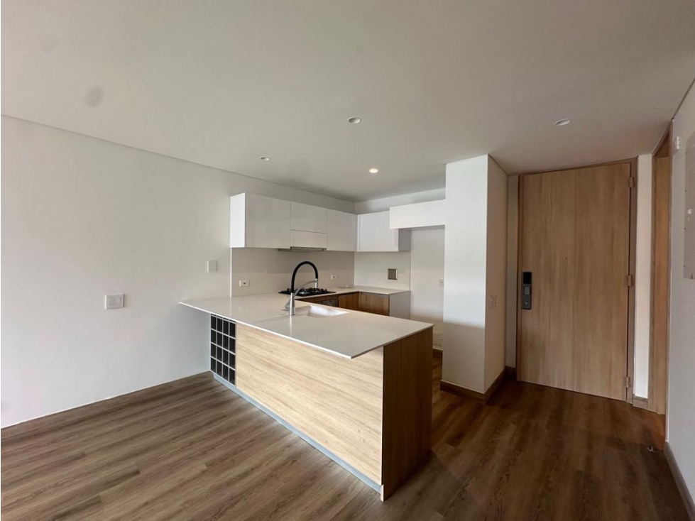 SE VENDE HERMOSO APARTAMENTO PARA ESTRENAR EN SANTA PAULA.P — foto 4