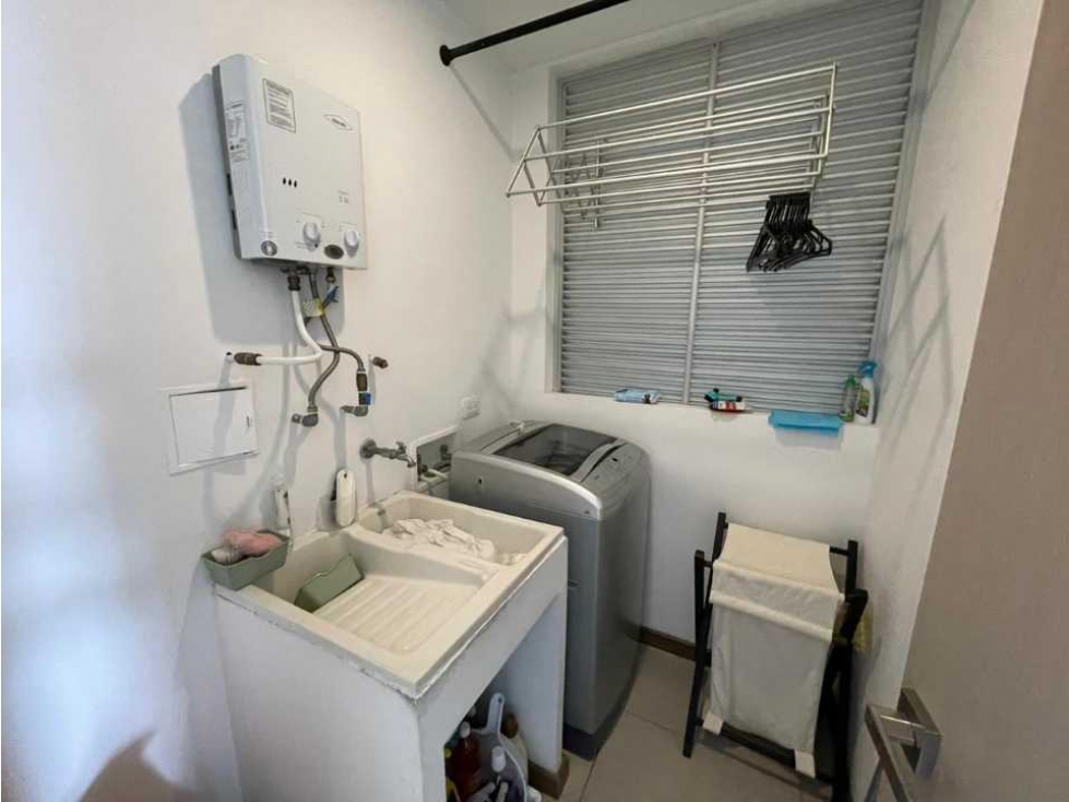 En Venta Hermoso Apartamento, Sector Laureles — foto 5