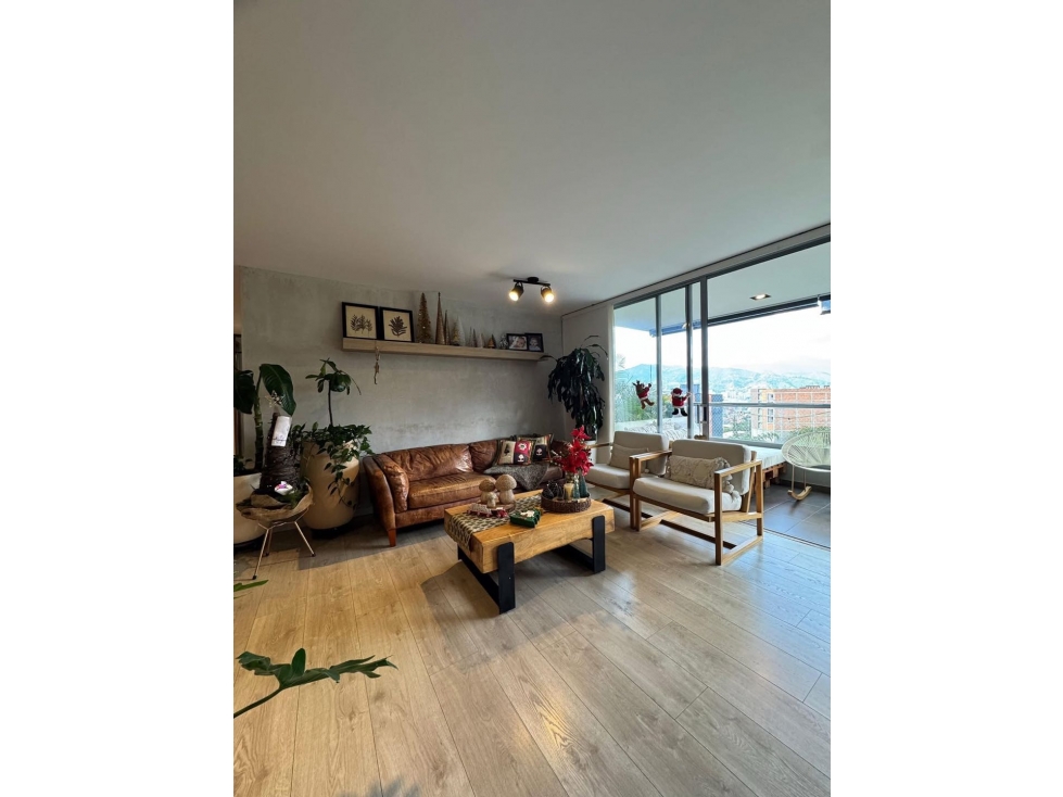 SE VENDE HERMOSO APTO EN ENVIGADO LOMA EL ESMERALDAL