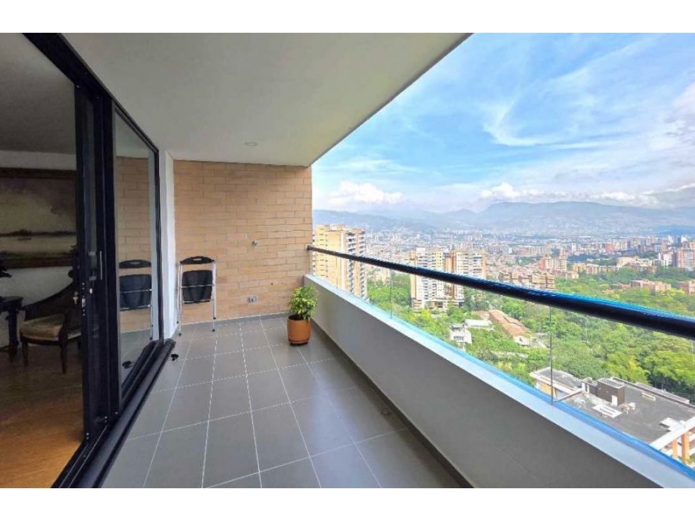 SE VENDE HERMOSO APTO EN ENVIGADO, LOMA DE LAS BRUJAS