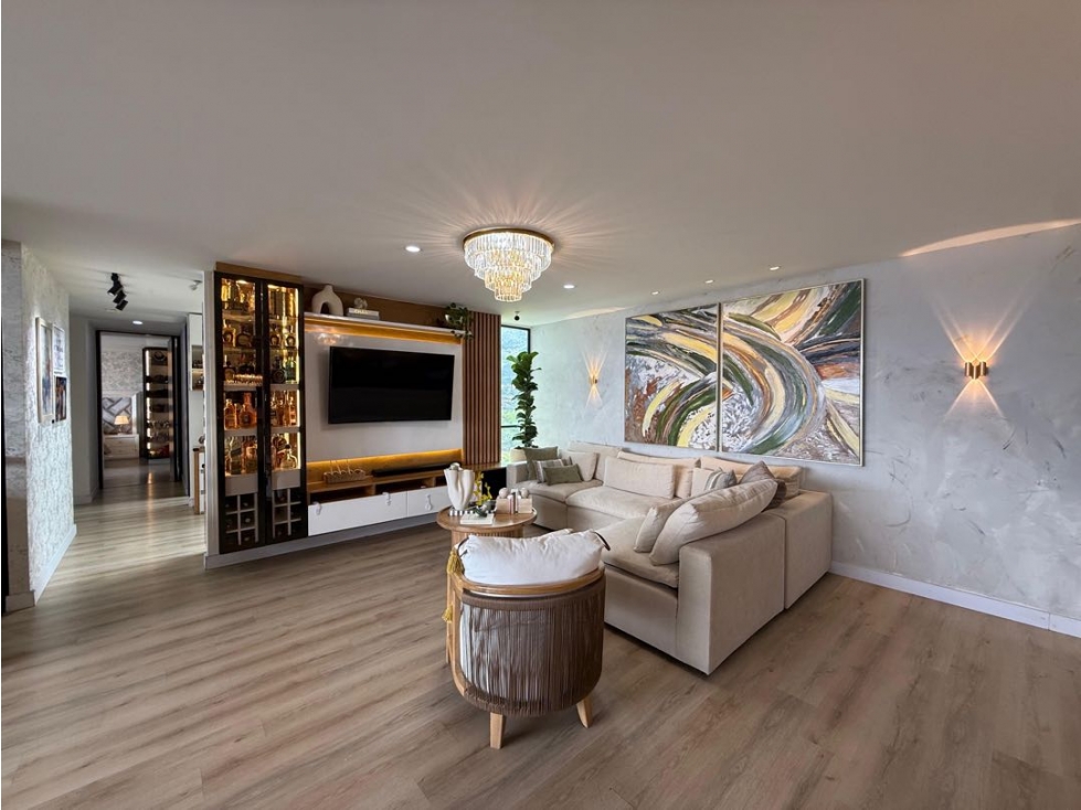 SE VENDE APTO DE LUJO EN SABANETA CON UNA SUPER VISTA A LA CIUDAD — foto 6