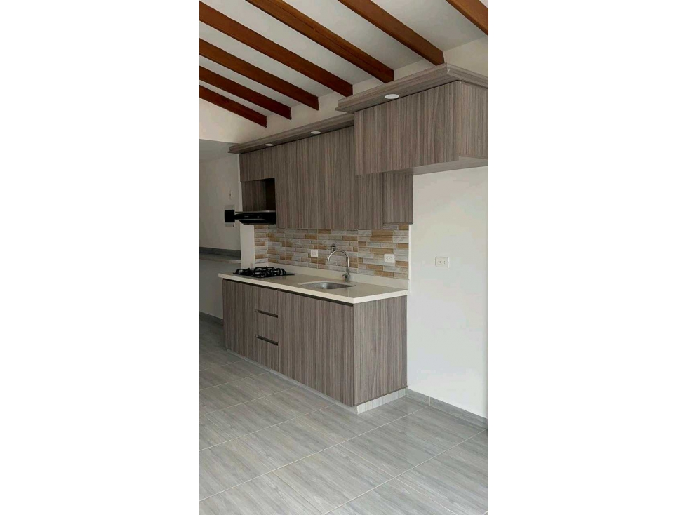 SE VENDE HERMOSO PENTHOUSE EN EL BARRIO PEREZ GANGAZO