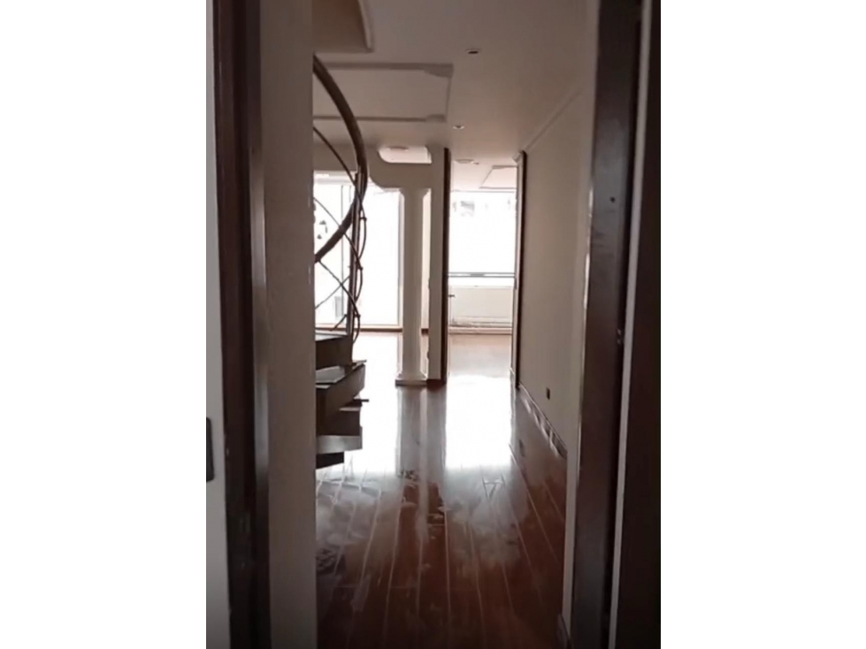 SE VENDE HERMOSO PH APARTAMENTO CON TERRAZA EN SANTA BÁRBARA.A — foto 4