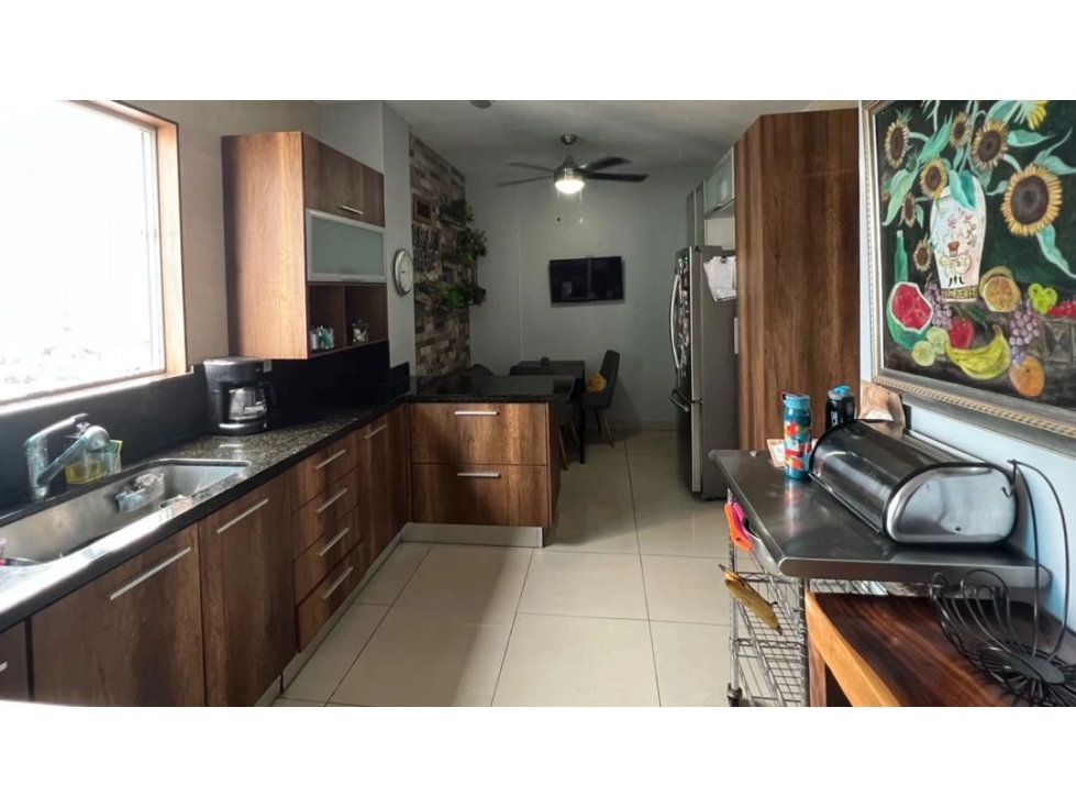 SE VENDE HERMOSO Y AMPLIO APARTAMENTO EN SAN FRANCISCO. AM — foto 4