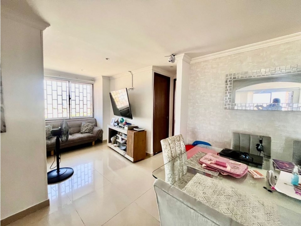 SE VENDE HERMOSO Y AMPLIO APARTAMENTO EN TABOR TRADICIONAL — foto 3