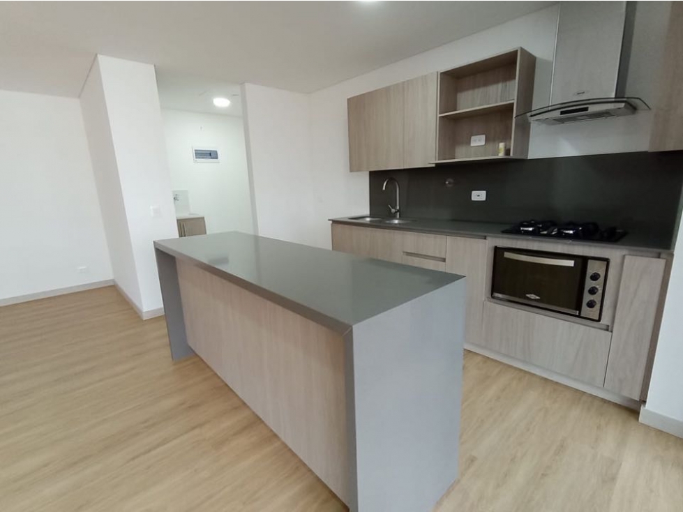 SE VENDE HERMOSO Y MODERNO APARTAMENTO ENVIGADO CERCA MALL TERRACINA