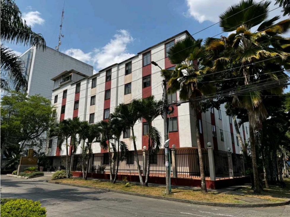 SE VENDE HOTEL - 1