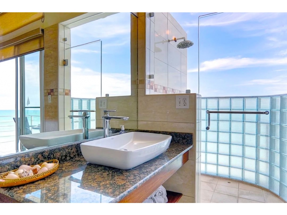 VENTA DE HOTEL BOUTIQUE FRENTE AL MAR - 6